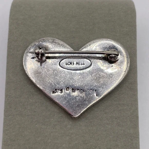 Lois Hill Heart Pin - Picture 2 of 4